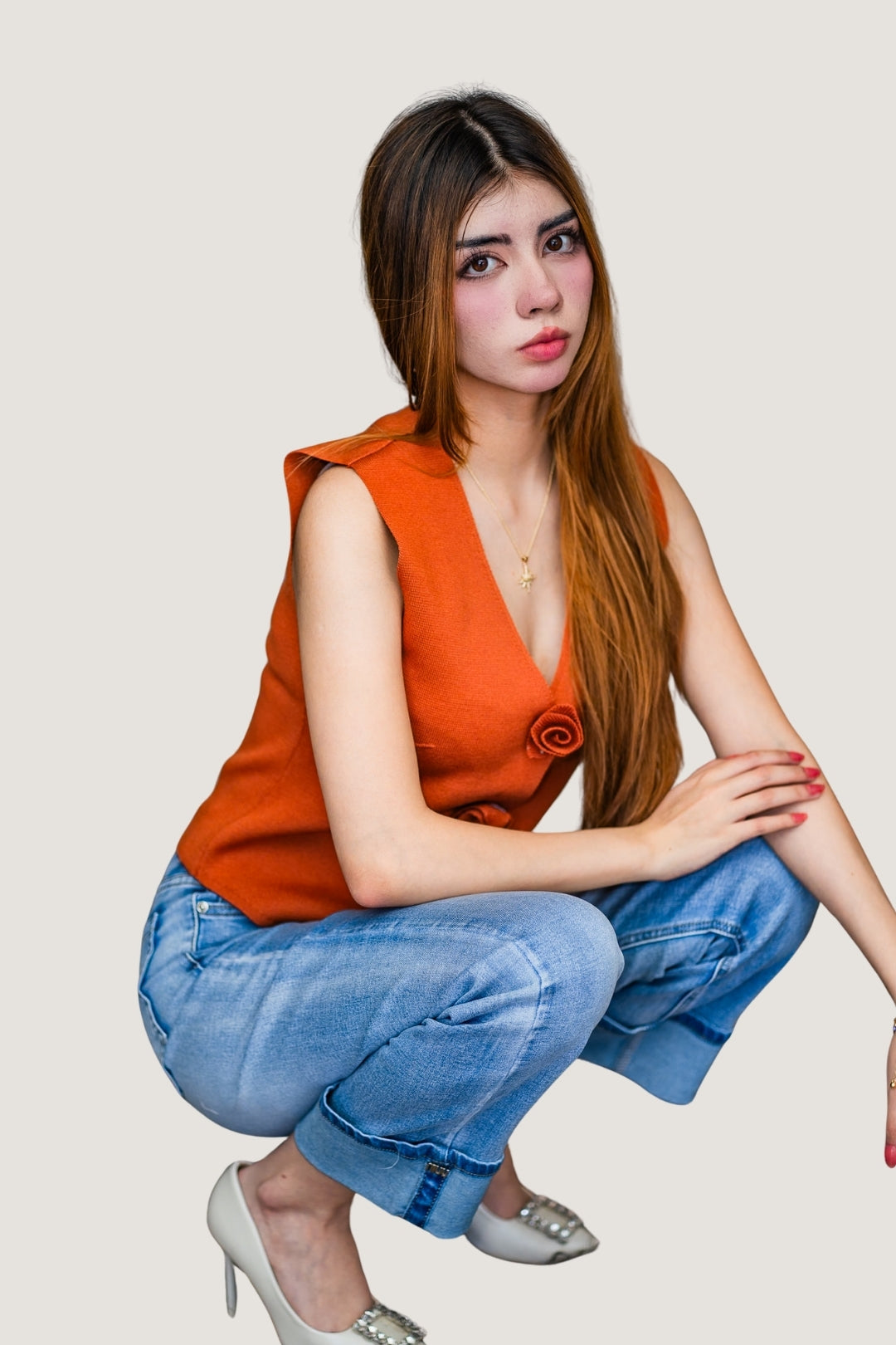 Jeans Corte Recto M Curry | Liso con Detalle de Balenciana | Mezclilla Azul Claro