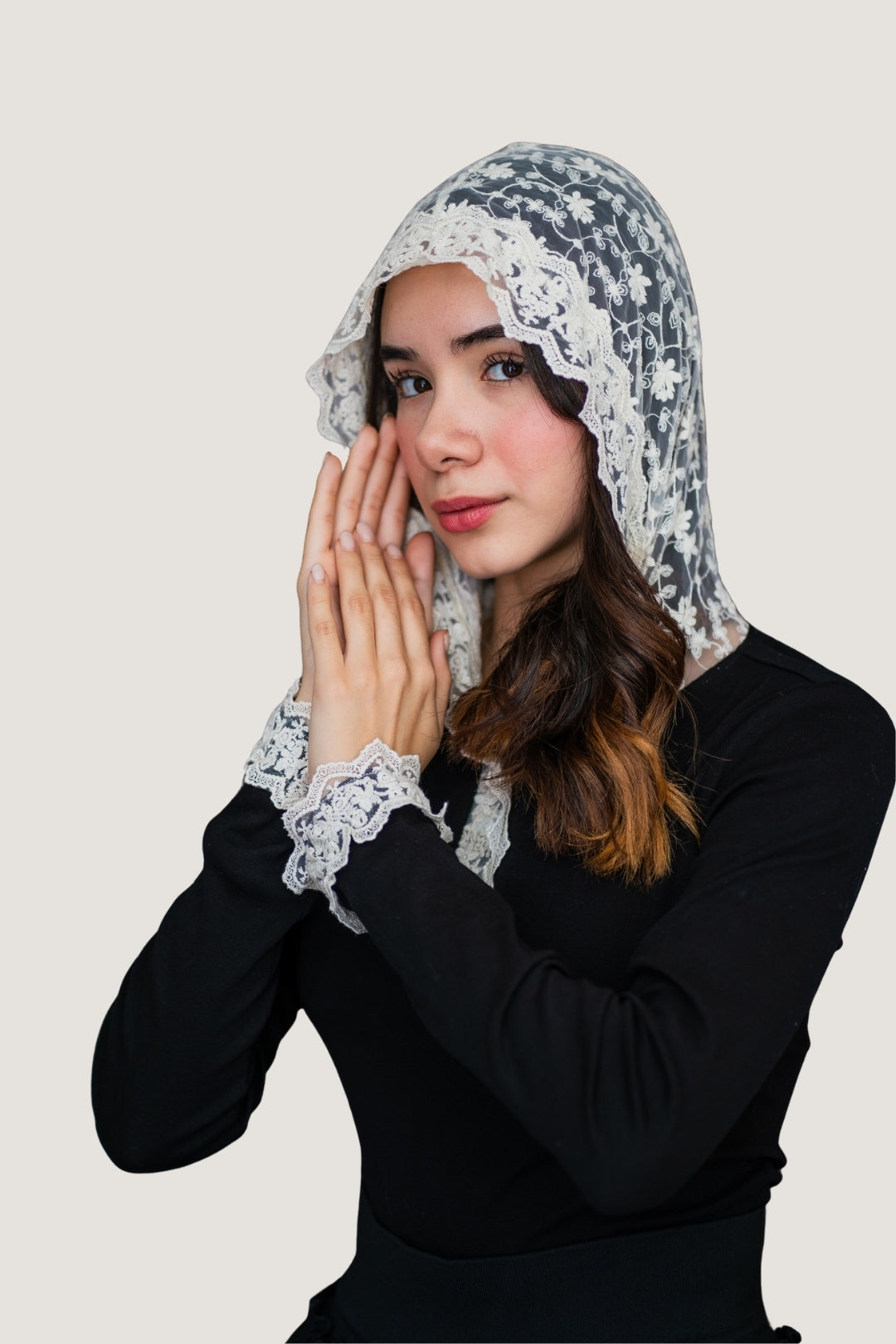 Blusa de Manga Larga de Algodón | Gorro con Detalle de Encaje