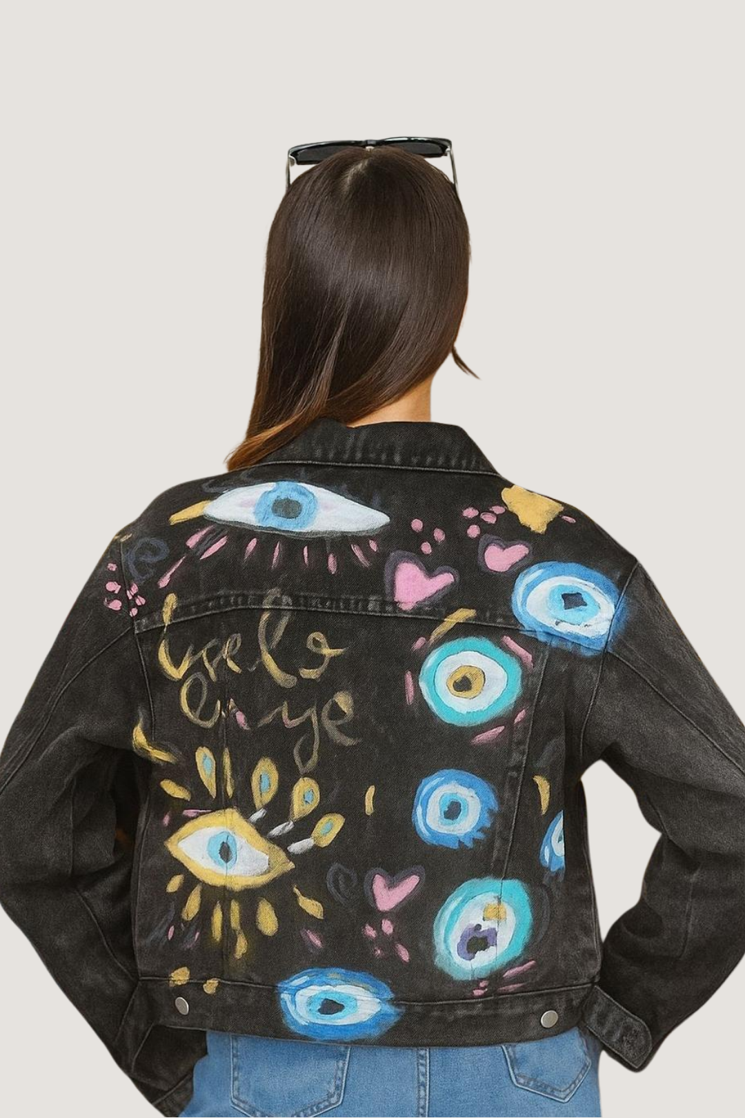 Chamarra de Mezclilla Pintada a Mano DIseño