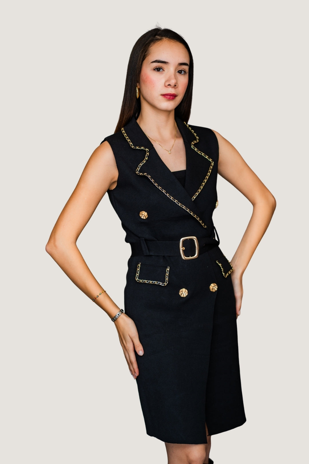 Vestido Sizado Abierto de Tejido | Cinto Ajustable para Silueta Definida Negro