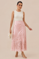 FALDA LACE ROSE