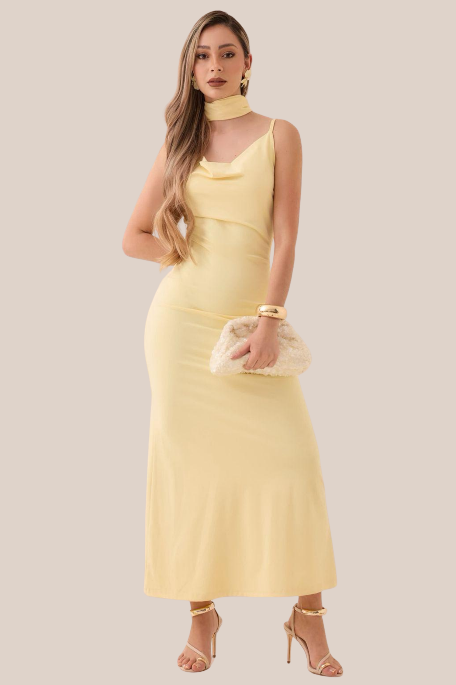 Vestido Amarillo Licra Con Bufanda