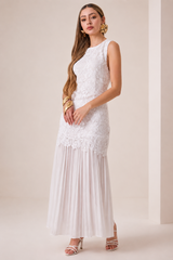 Vestido Blanco Largo de Encaje y Gasa Plisada