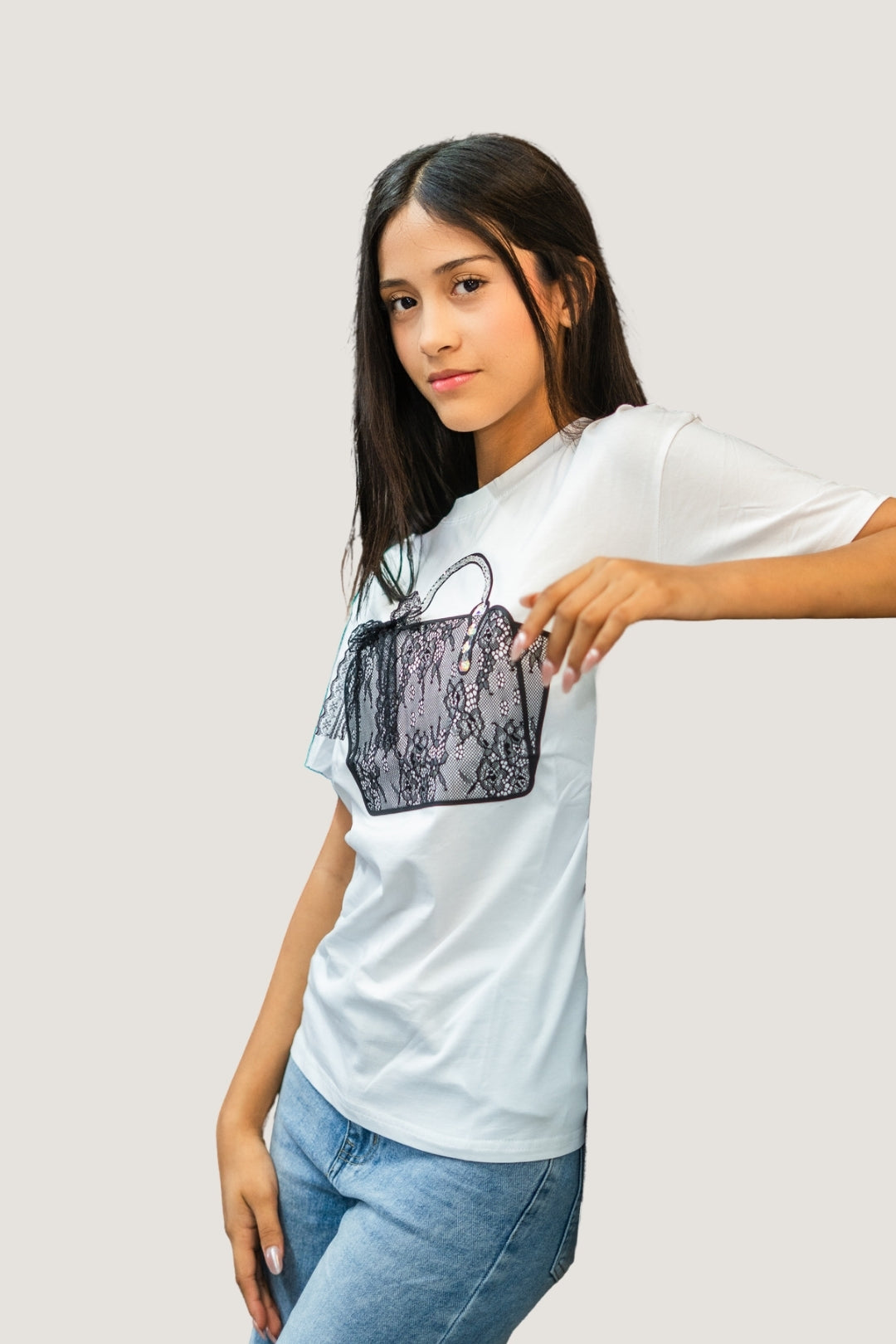 Playera de Algodón con Bolsa Frontal y Detalle de Encaje