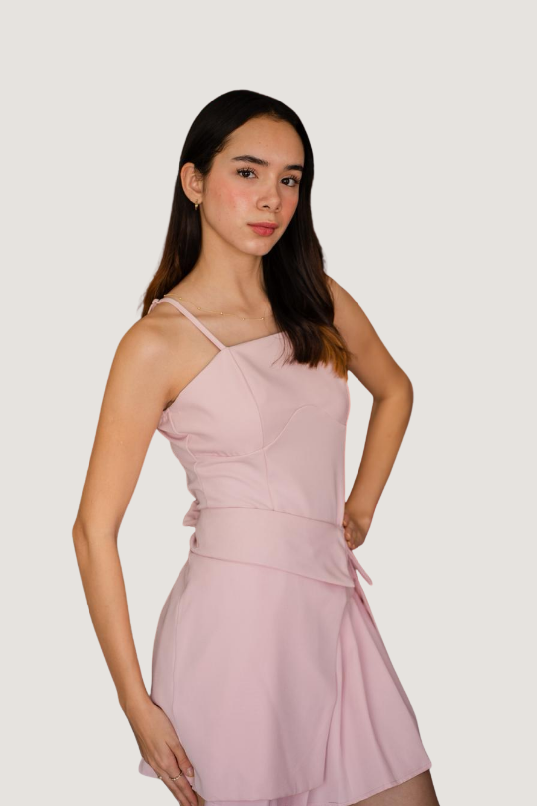 Vestido Corto de Tirantes Tableado