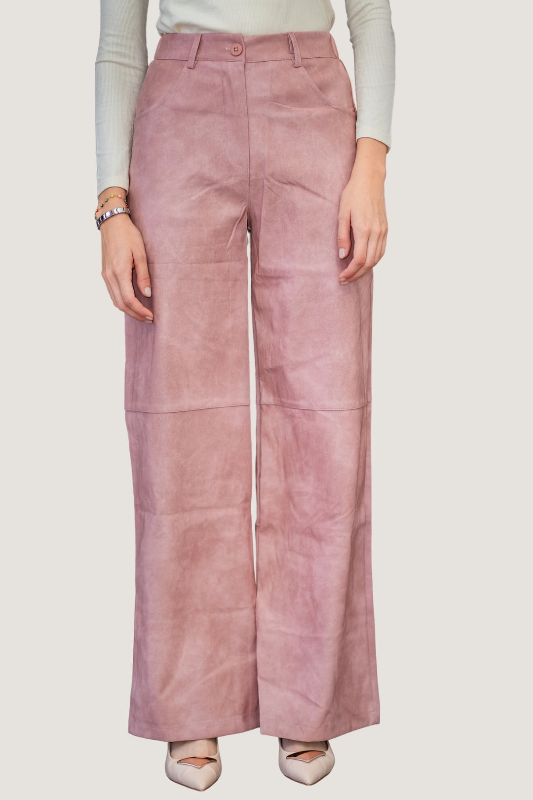 Pantalón de Vinipiel Liso | Estilo Audaz y Vanguardista