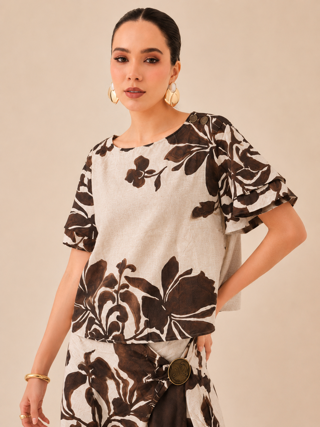 CONJUNTO FLORAL MOCHA