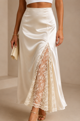 Falda Satinada Beige Con Encaje