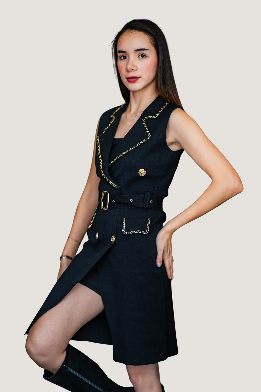 Vestido Sizado Abierto de Tejido | Cinto Ajustable para Silueta Definida Negro