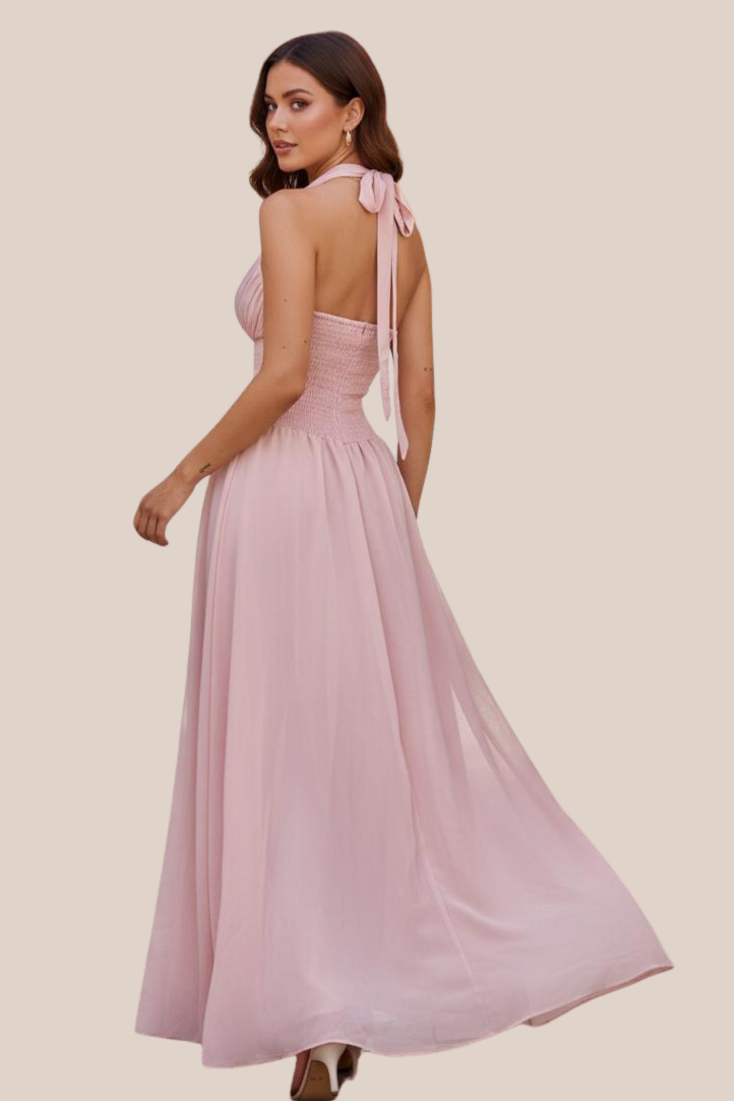 Vestido Rosa Cuello Halter Con Volantes Verticales