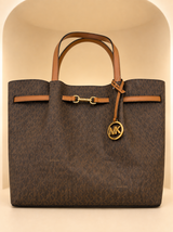 BOLSA MICHAEL KORS MONOGRAMA CAFÉ