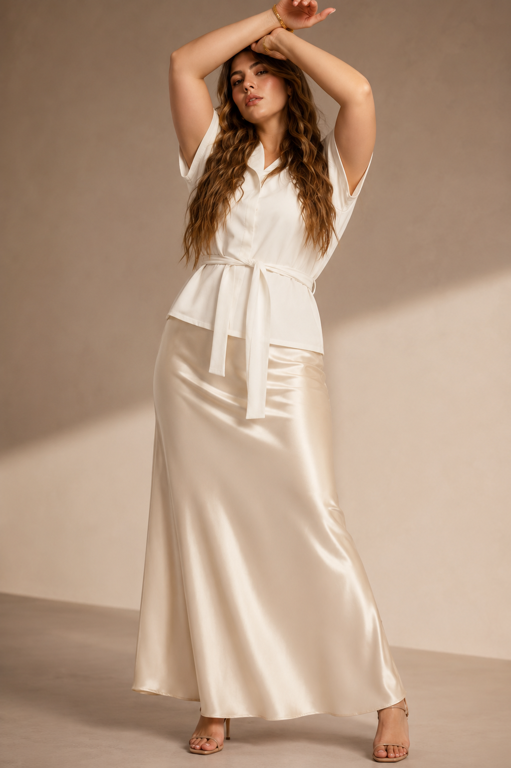 Falda Beige Larga de Satin