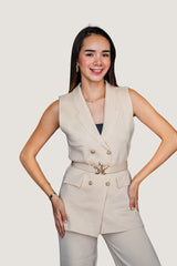 Conjunto Tejido “Estrella dorada” con Chaleco Cruzado Beige