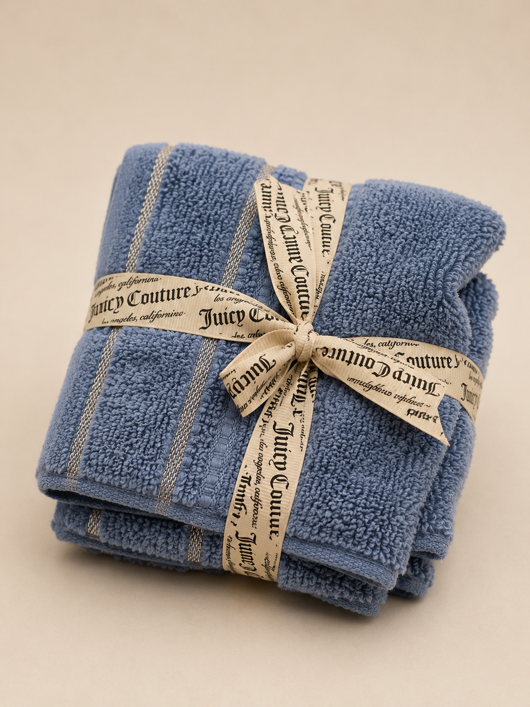 SET DE TOALLAS JUICY COUTURE AZUL