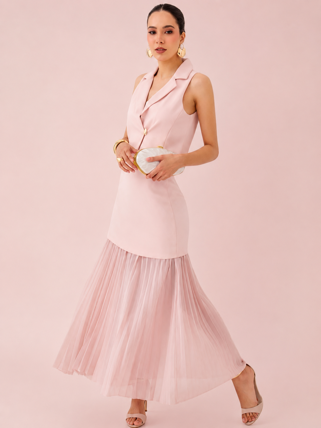 Conjunto Rosa de Top Sastre Solapas, Falda  de Patoles Verticales