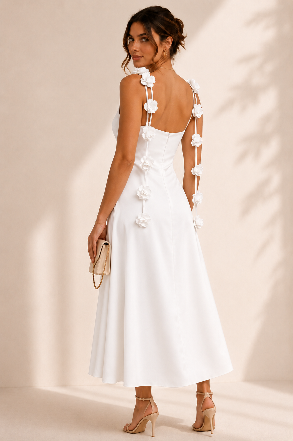 Vestido Blanco Satín Con Flores