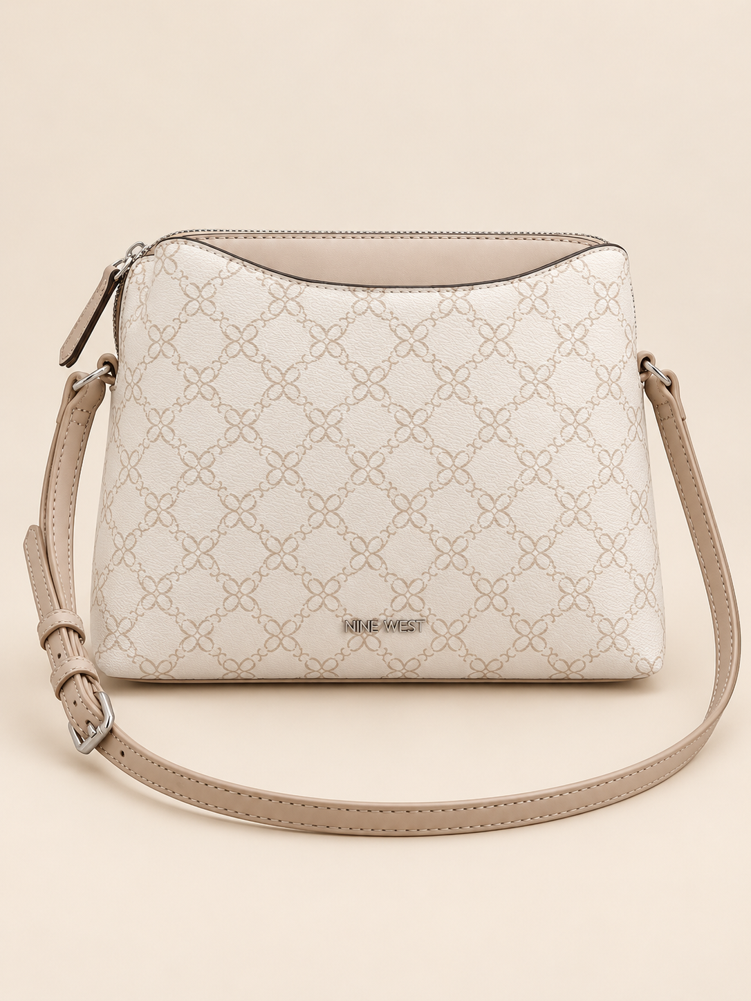 NINE WEST — IVORY MONOGRAM