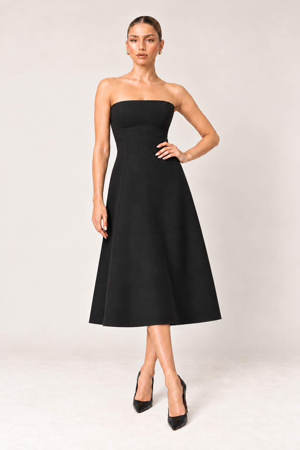 VESTIDO NOIR ATELIER