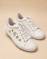 TENIS G by GUESS BLANCOS CON CHARMS