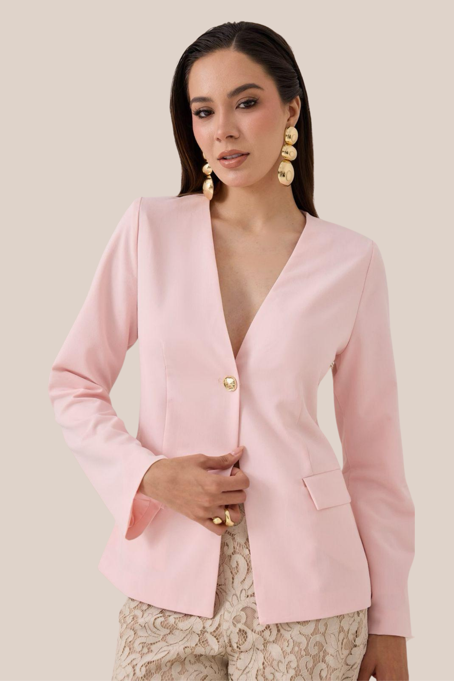 Saco Rosa Cuello V Botón Dorado