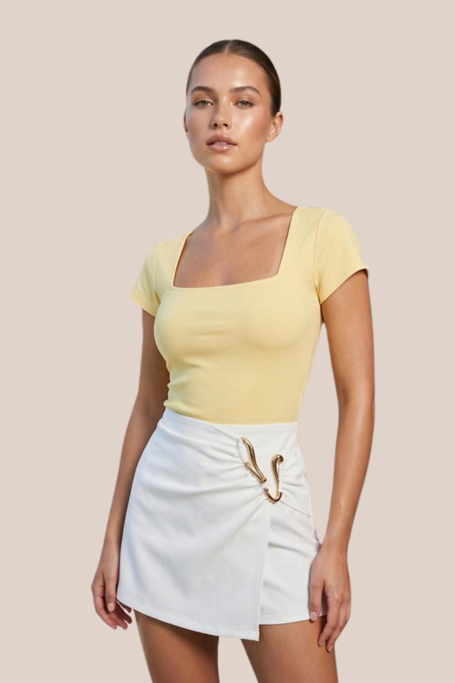Blusa Amarilla Cuello Cuadrado