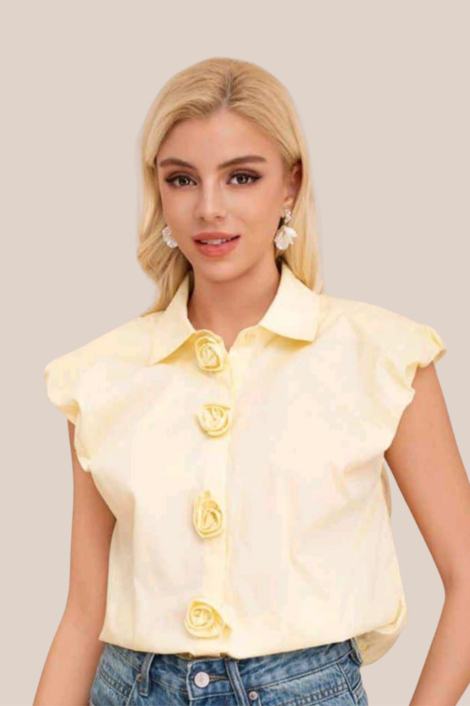 Blusa Amarilla Solapas sin Manga Con Botones de Flores