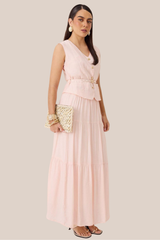 Conjunto Rosa de Chaleco con Botones y Falda Larga