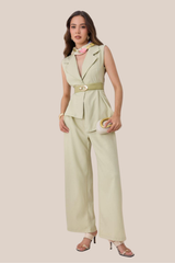 Conjunto  Verde de Pantalon y Saco Con Solapas y Cinturon