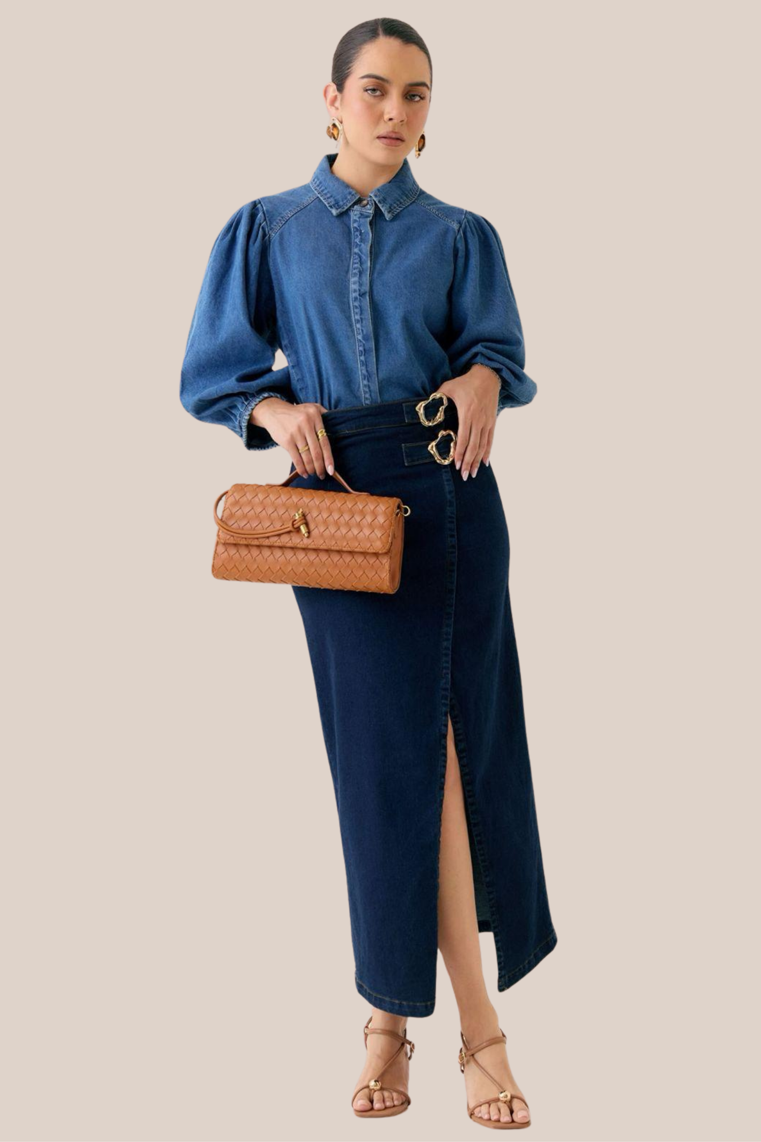 Falda Mezclilla Azul Marino Con Broches dorados
