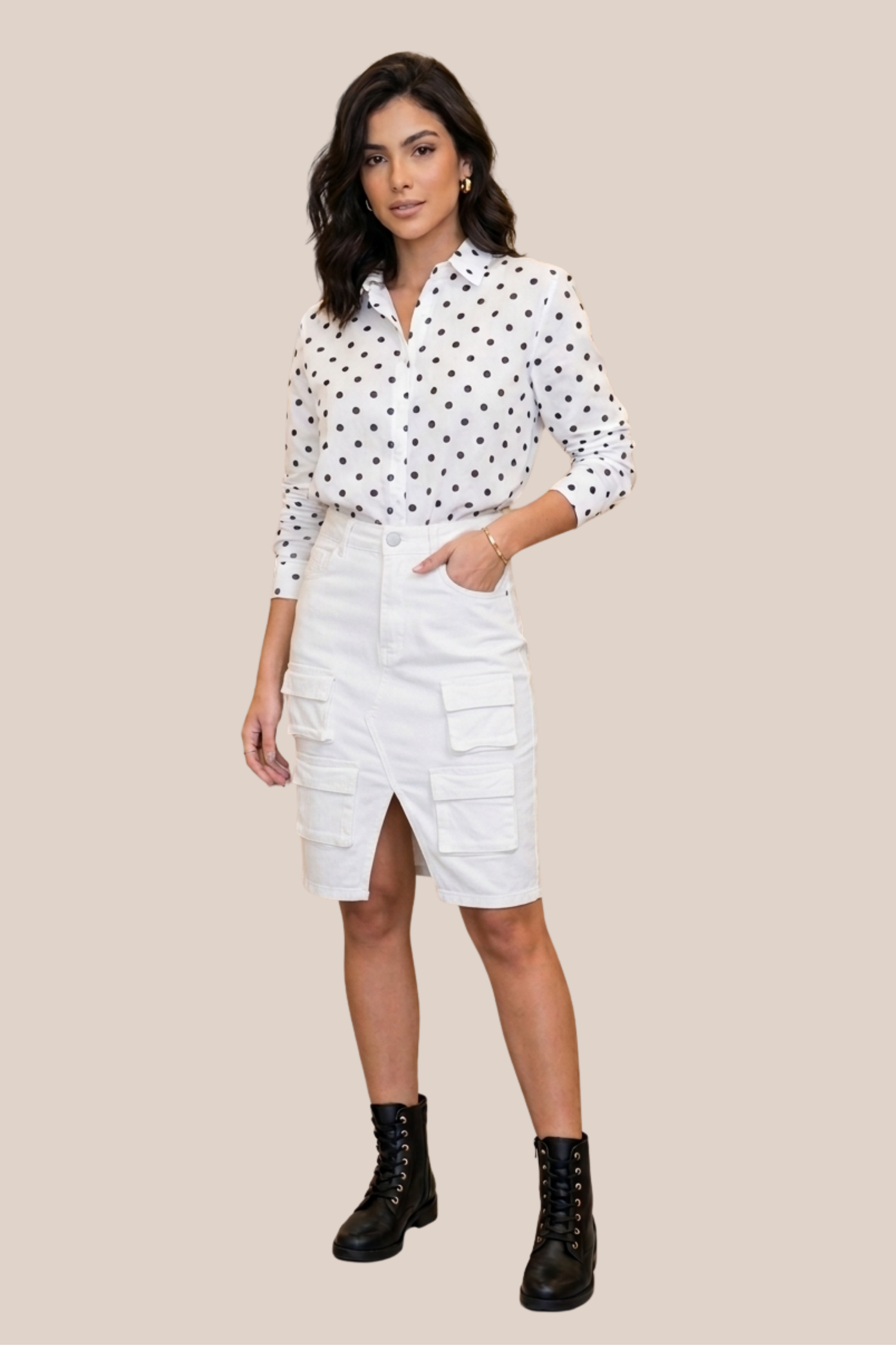 Falda Blanca de Mezclilla Con Bolsillos