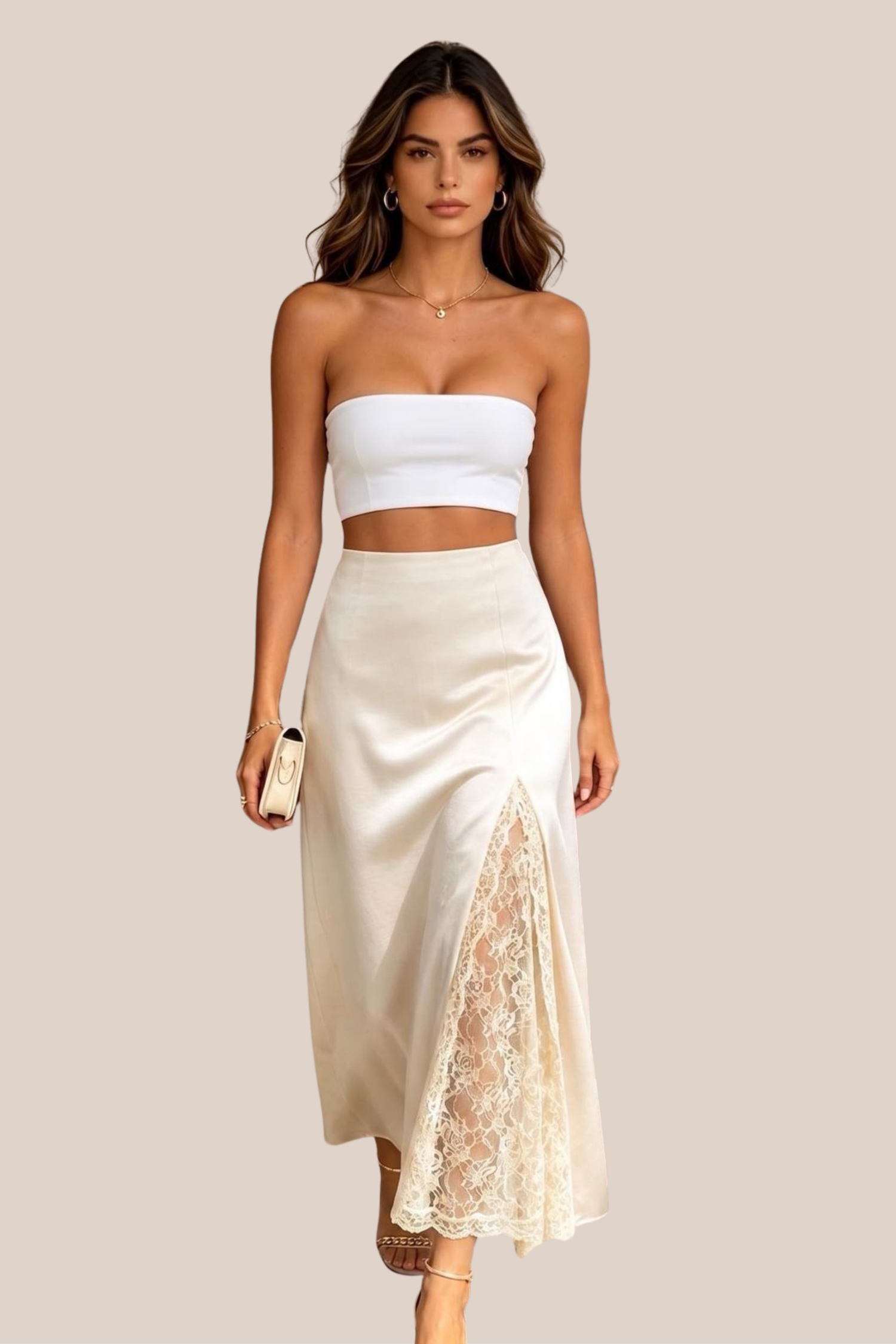 Falda Satinada Beige Con Encaje