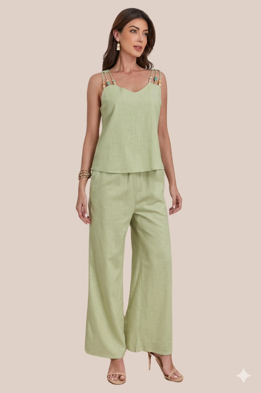 Conjunto Verde de Pantalon y Blusa Con Tirantes y Cuentas de Colores