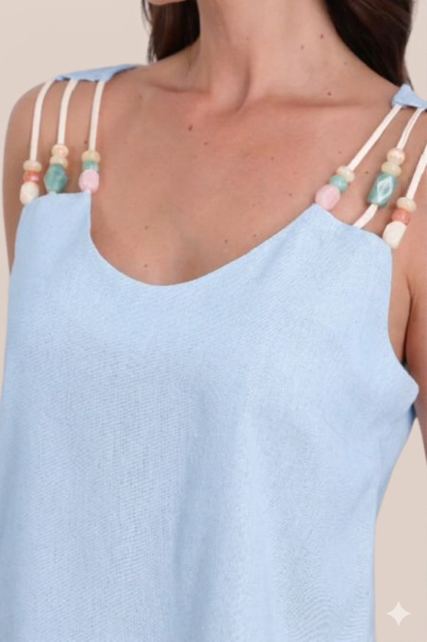 Conjunto Azul de Pantalon y Blusa Con Tirantes y Cuentas de Colores