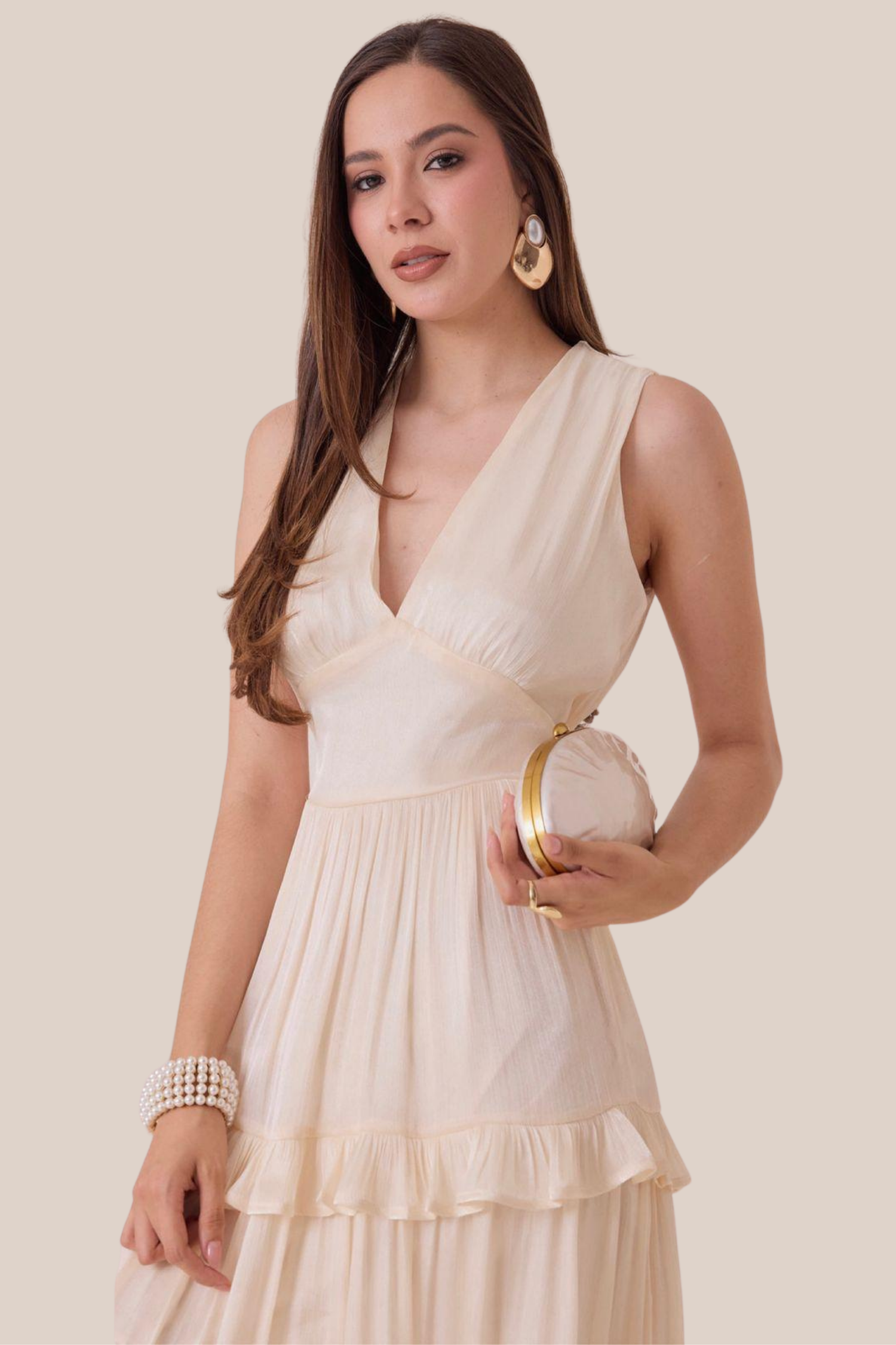Vestido Beige Satin Plisado Cuello V