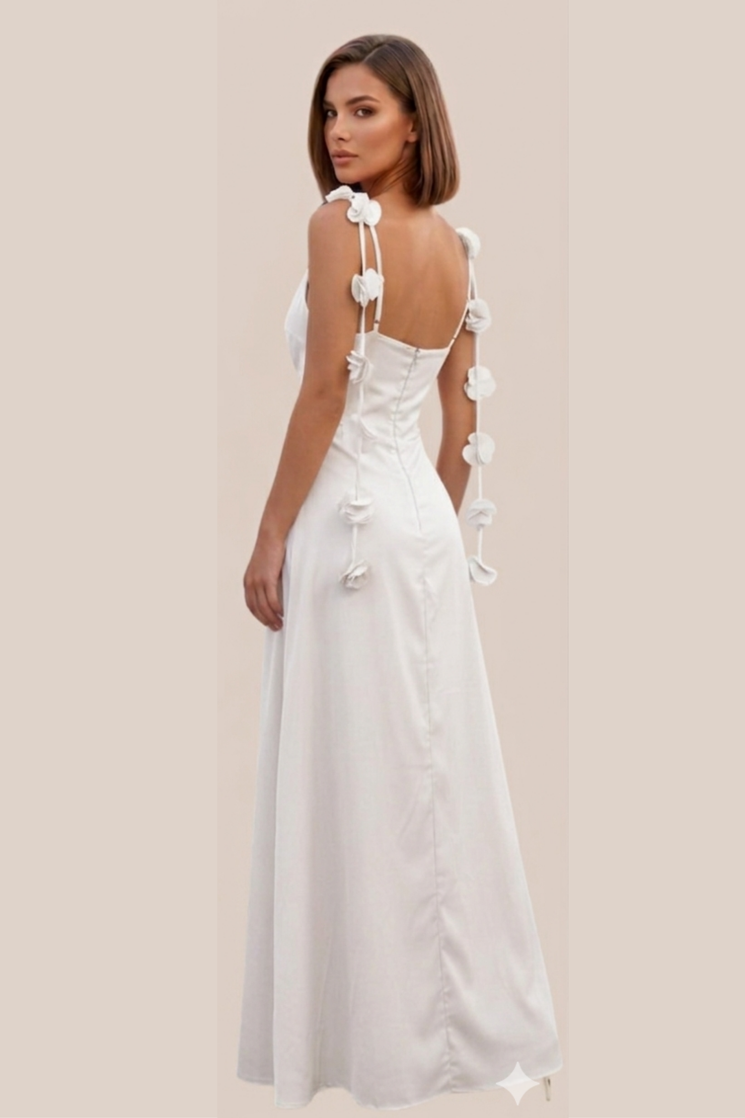 Vestido Blanco Satín Con Flores