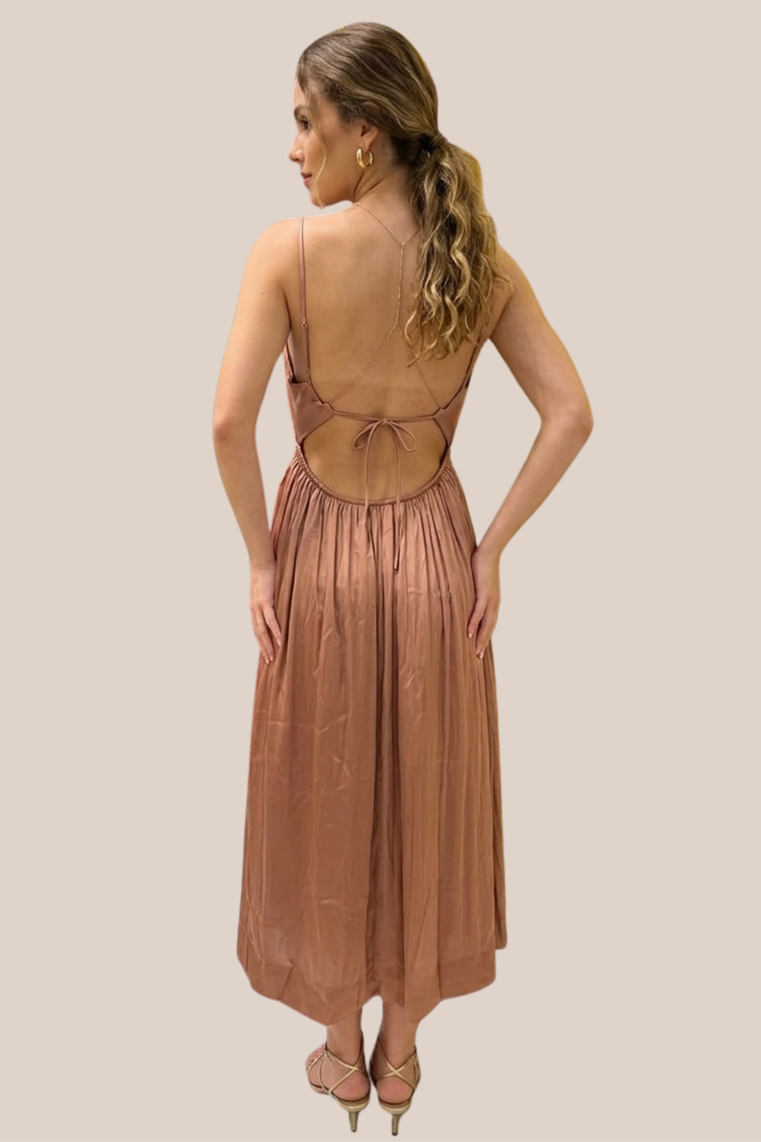 Vestido Rosa Malva Satinado de Tirantes