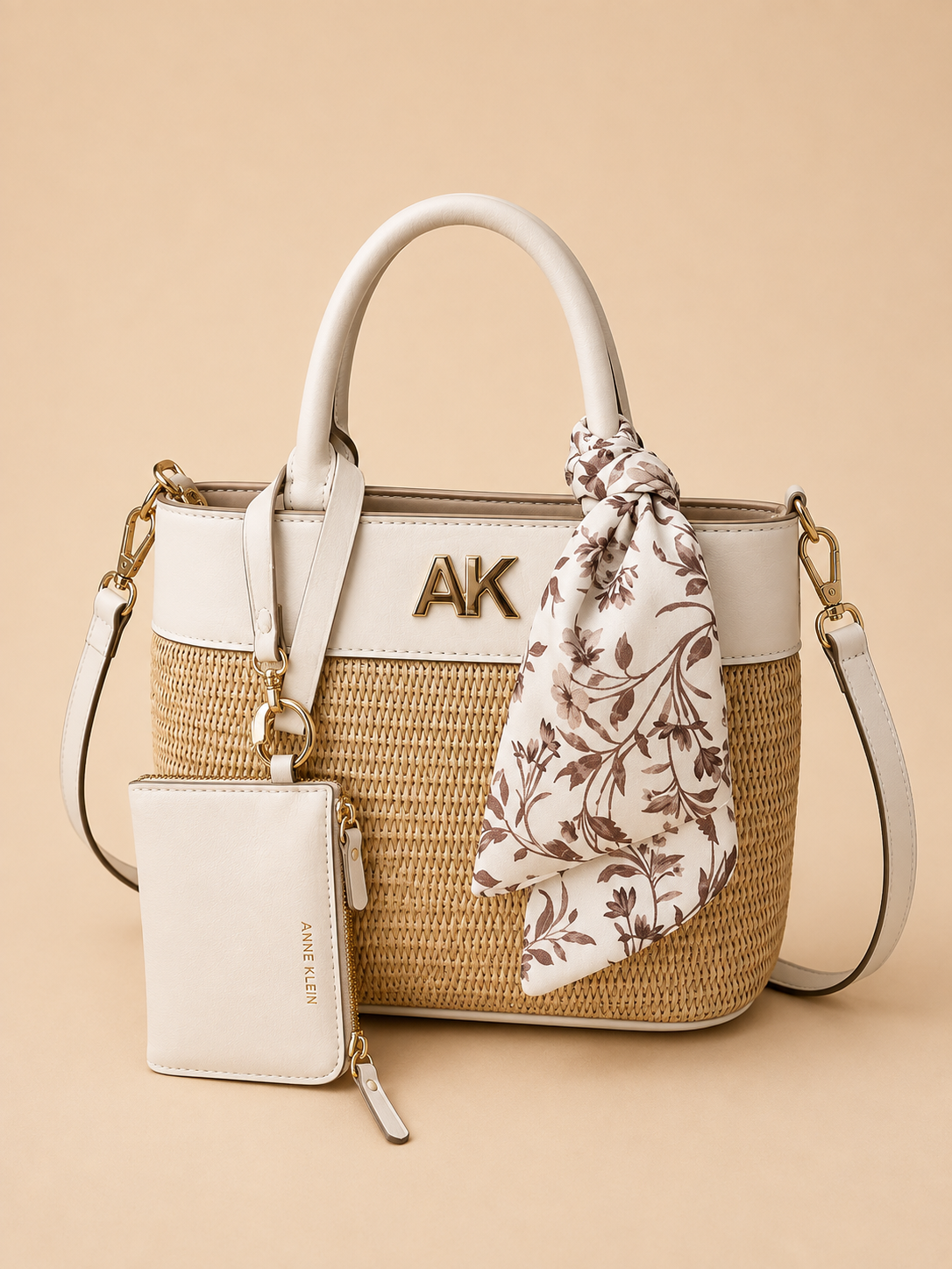 BOLSA ANNE KLEIN TIPO TOTE CON PAÑUELO