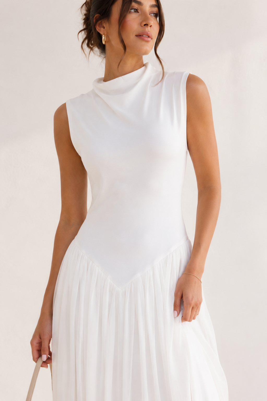 VESTIDO BLANCHE ÉLÉGANCE