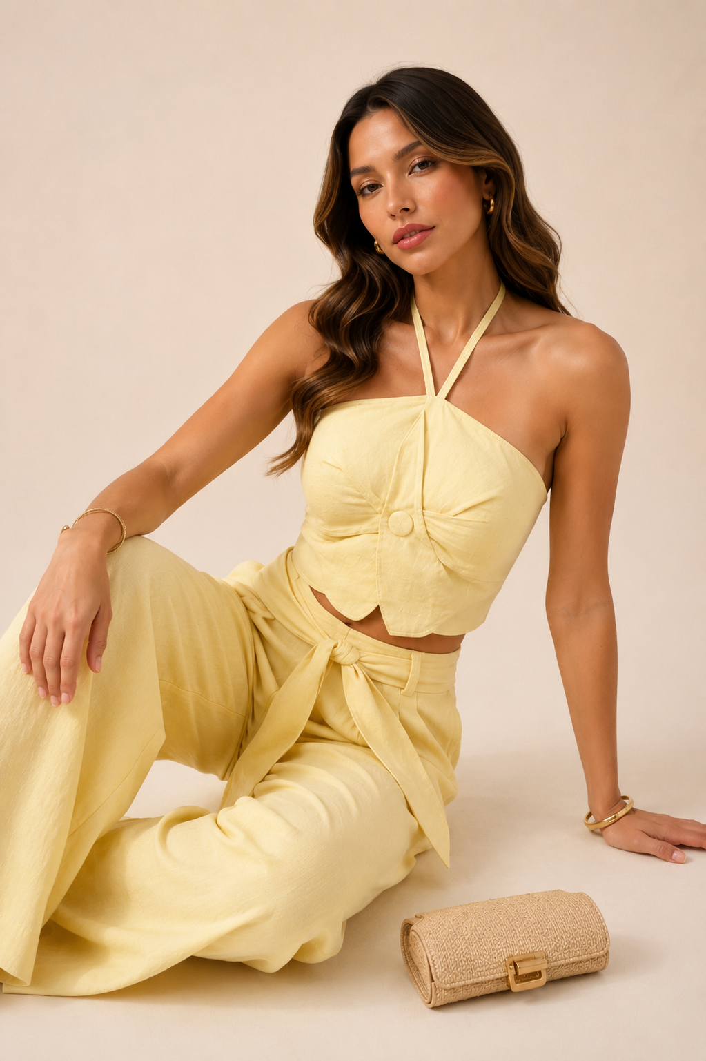 Conjunto Amarillo Top de Tirantes Con Flor y Pantalon