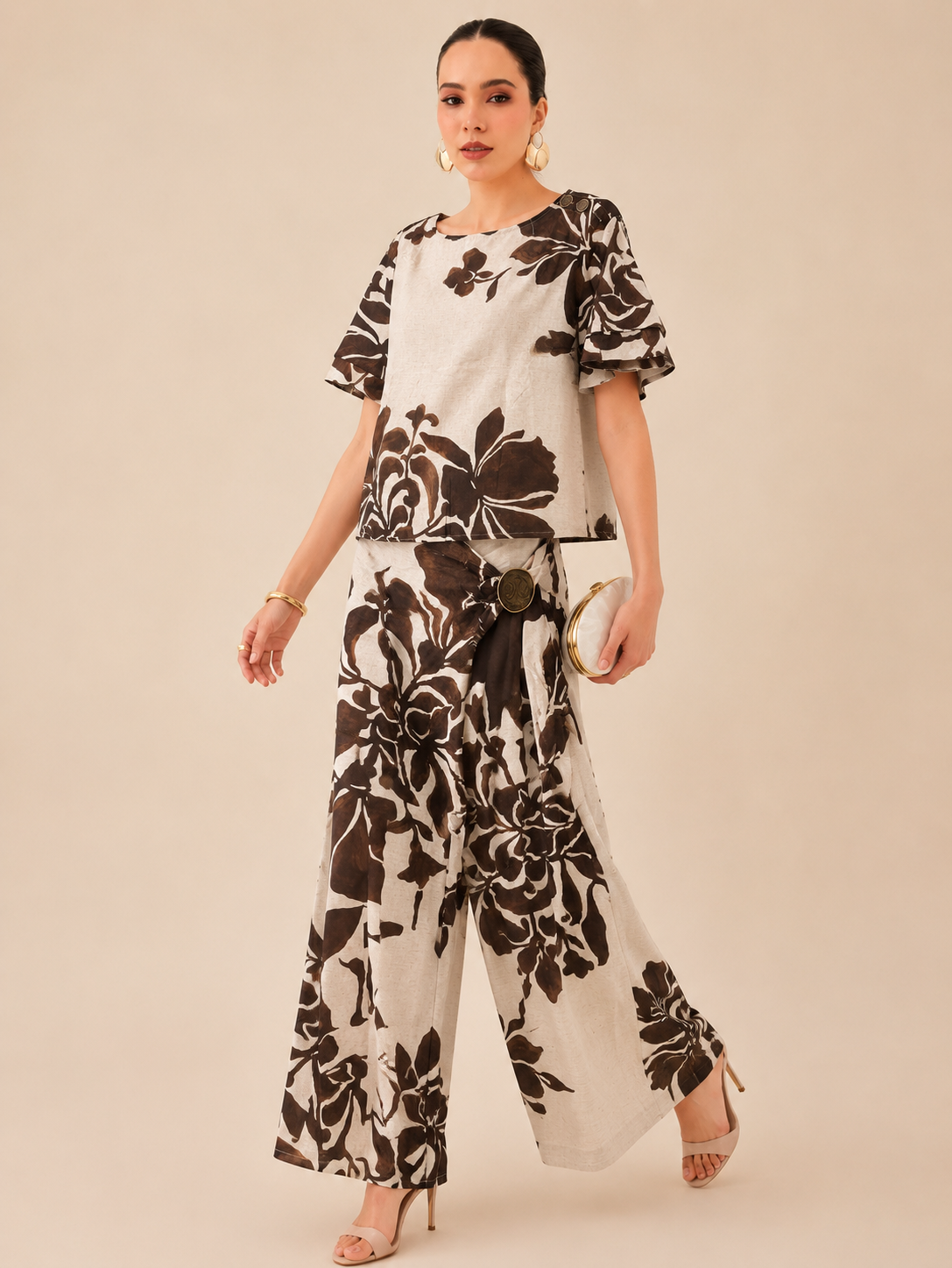 CONJUNTO FLORAL MOCHA