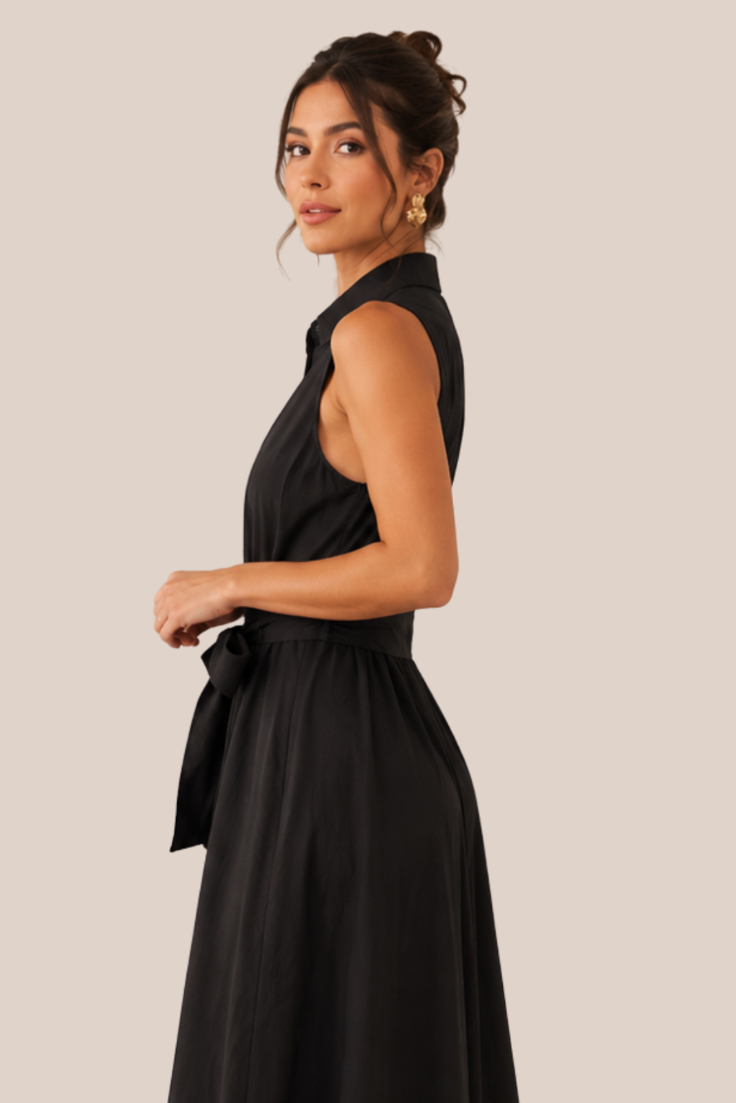 Vestido Negro Sin Mangas con Cuello de Solapas Clásico