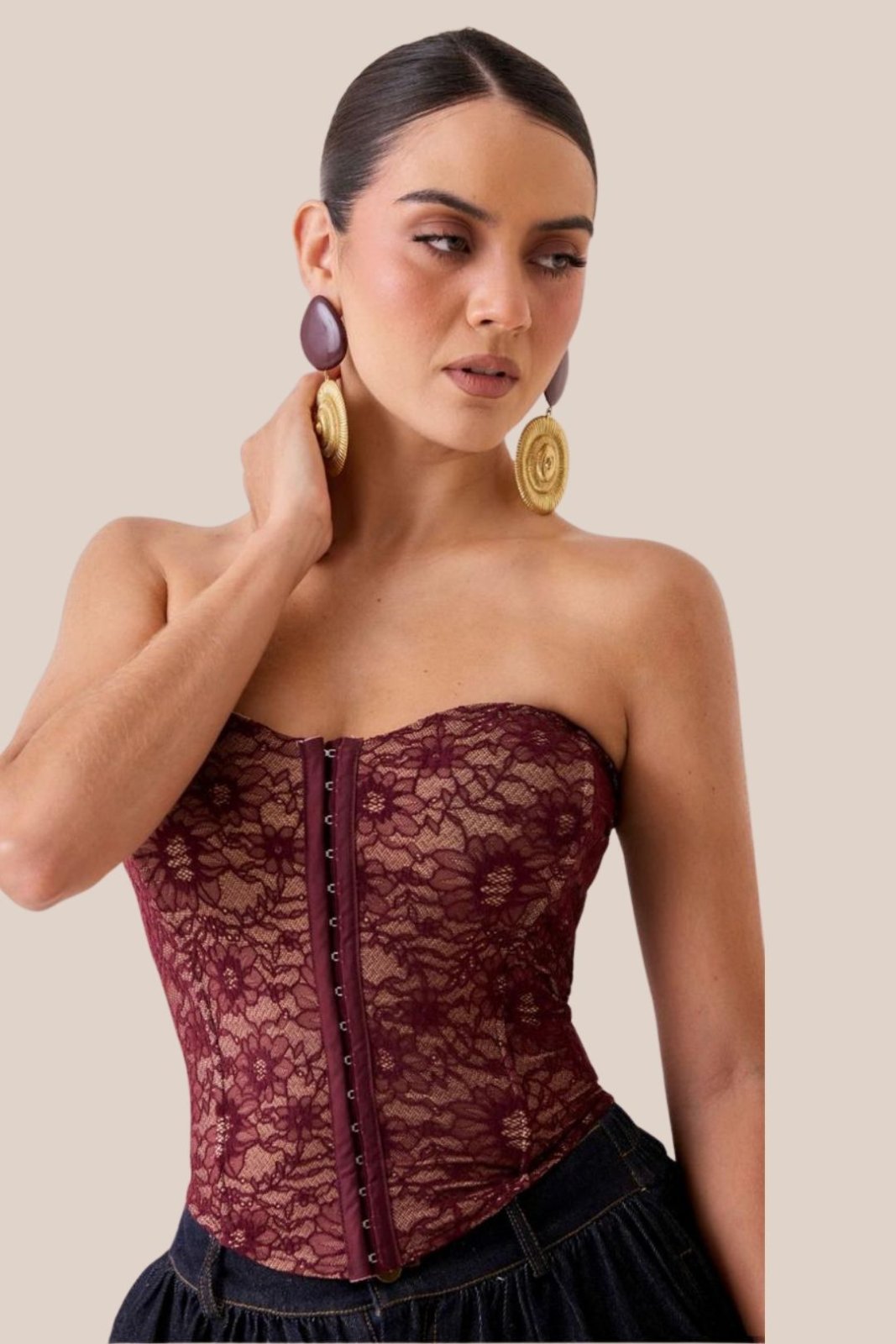 CORSÉ BORDEAUX LACE