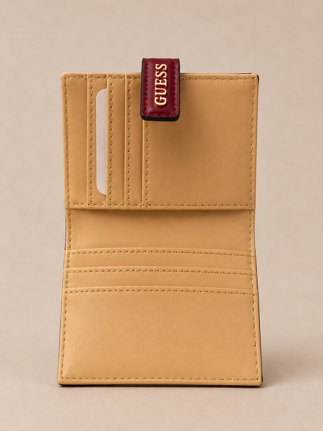 CARTERA GUESS ROJA TRENZADA