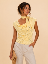 Blusa Amarilla Manga Corta Lunares Negros