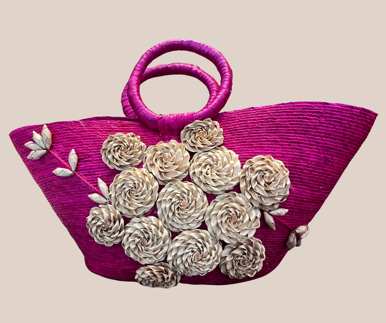 Bolsa de Palma y Sombrero Rosa Mexicano  Con Flores Beige