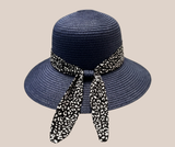 Sombrero Mediano Faldón Ojillado Azul Marino Con Mascada