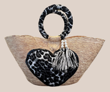 Bolsa De Palma Con Corazón Negro