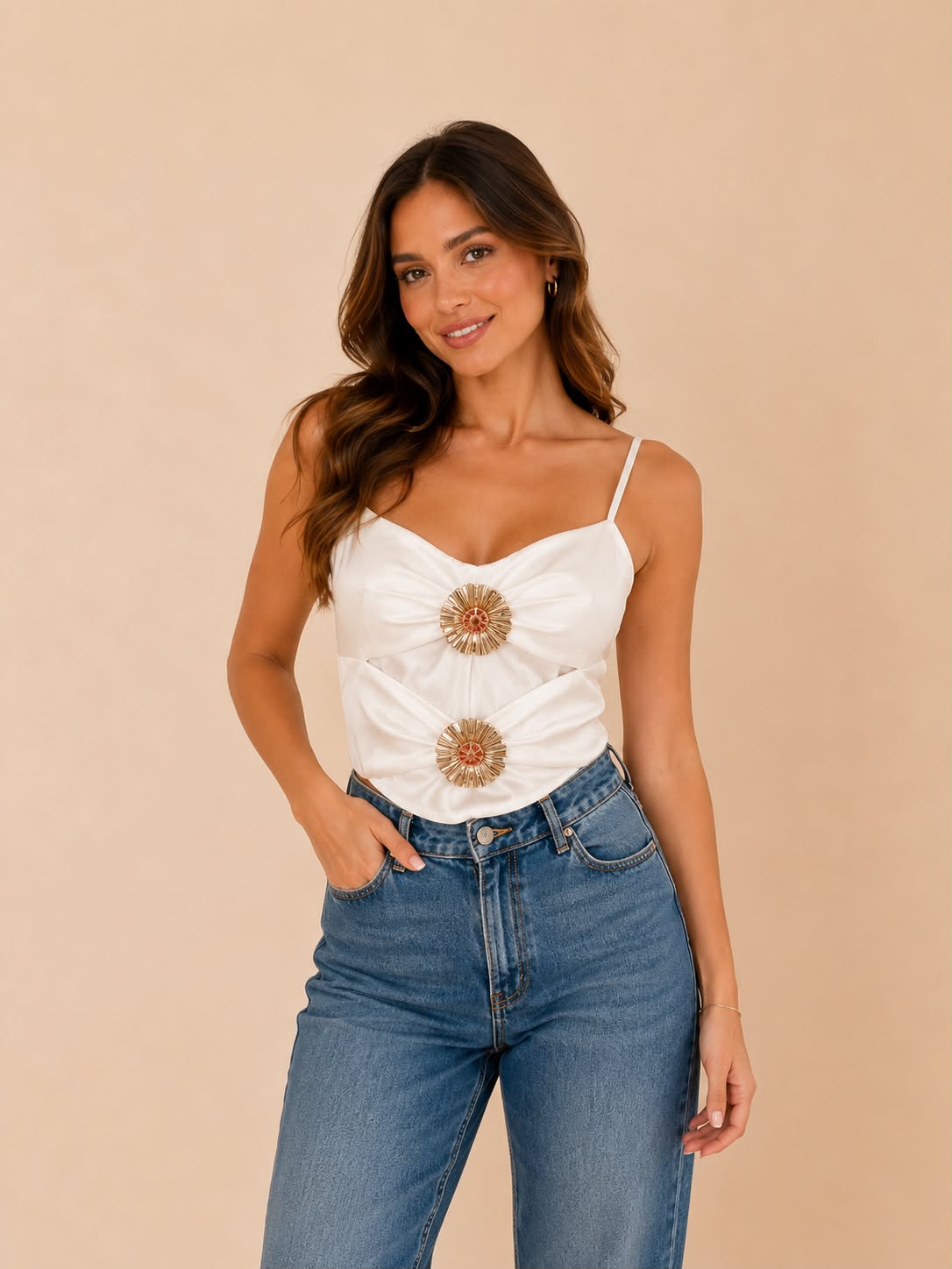 Body Blanco Tirantes Con Adornos Dorados