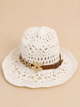 SOMBRERO TEJIDO BLANCO CON FLORES
